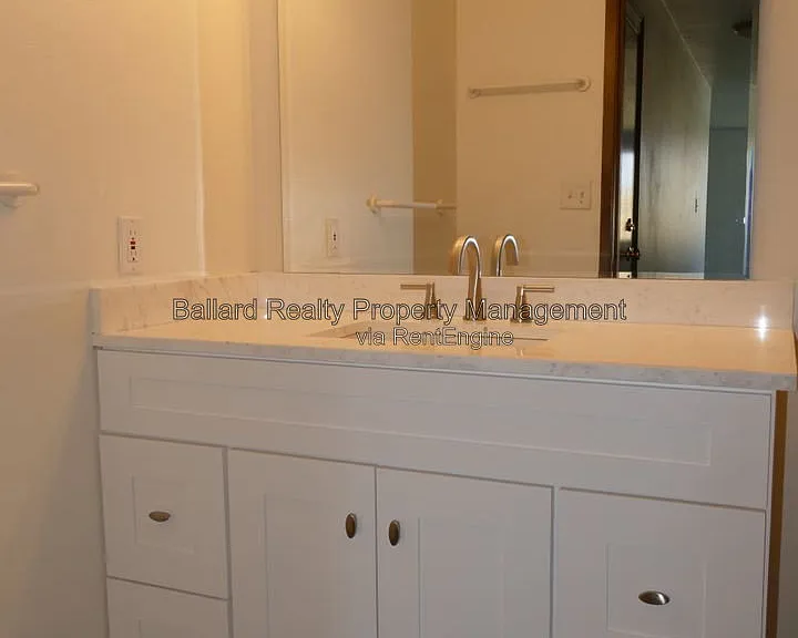 3018 NW 85th St #9 — Photo 10