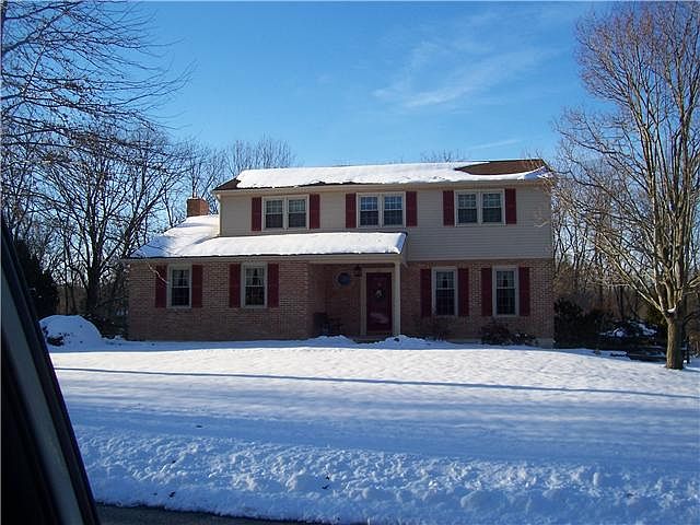 1st image of 23 Nathalie Dr
