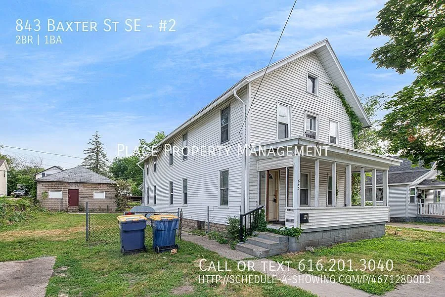 843 Baxter #2 - 2 Bedrooms/ 1Bath — Photo 2