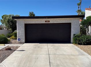 3110 Espanol Dr, Las Vegas, NV 89121