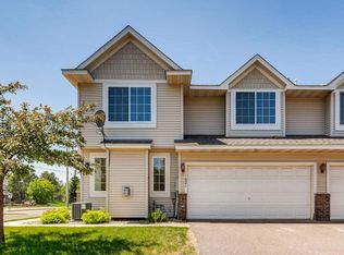 1621 County Road D E, Maplewood, MN 55109