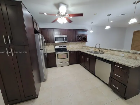 5780 SW 61st St #5780, Miami, FL 33143