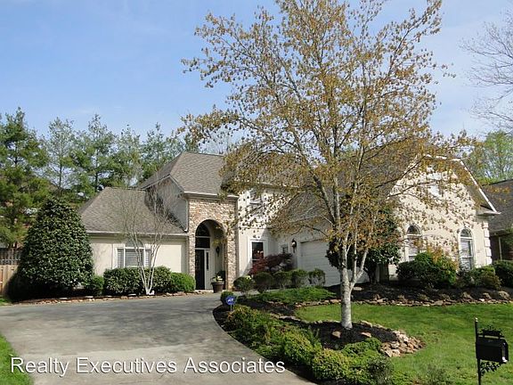 2nd image of 6717 Duncans Glen Dr