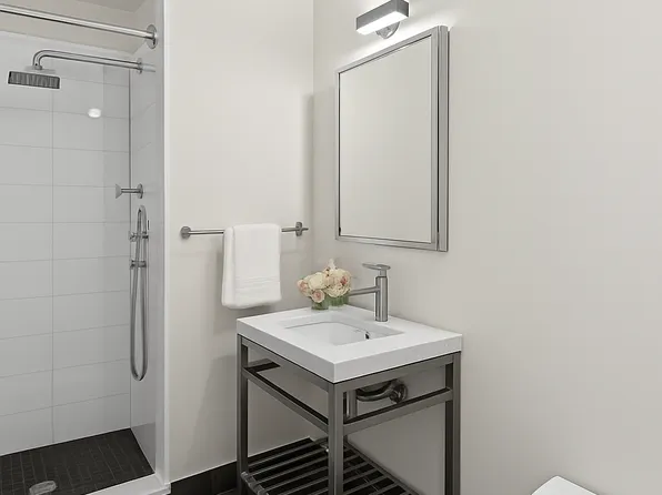 252 7th Avenue image 8 of 9