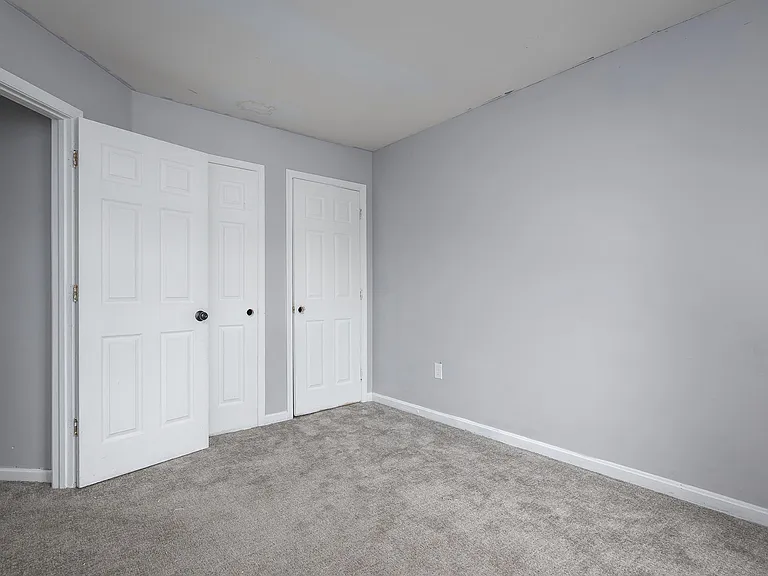 3521 Derby Shire Cir — Photo 18