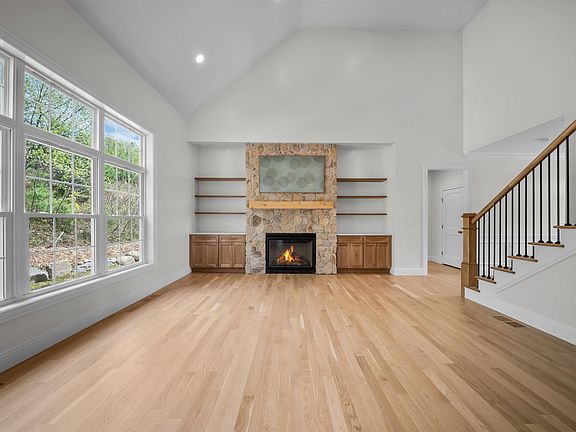 5th image of 17 Rising Ridge Road
