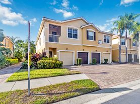 8086 Moonstone Dr
