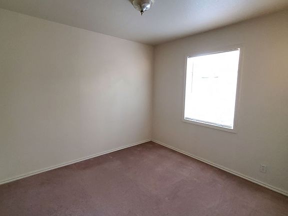 4th image of 2177-2181 S Lake St #2177-1