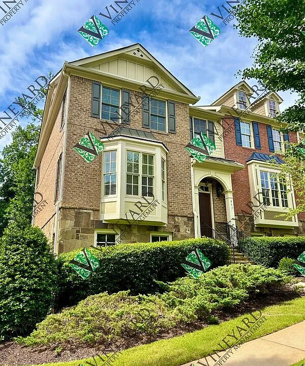 883 Mountain View Ter NW