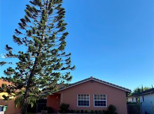 10628 SW 68th Ter, Miami, FL 33173