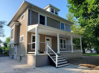127 Henderson St, Pontiac, MI 48341