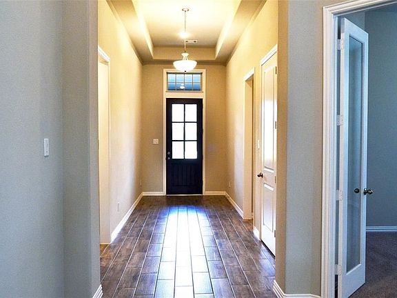 4th image of 3411 Willow Crescent Ct