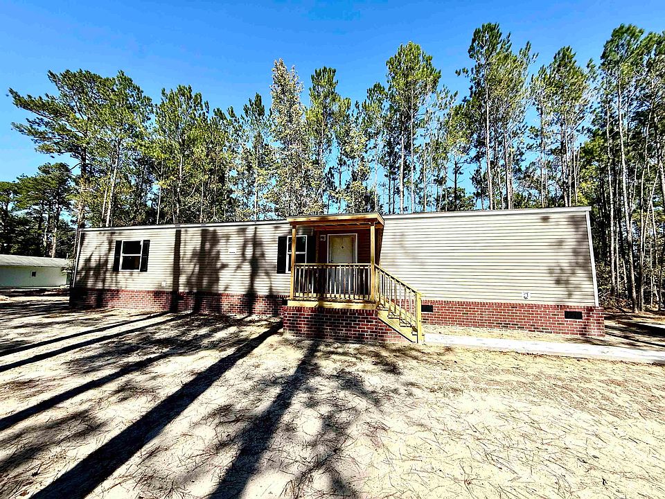 1st image of 693 N Farr Ave.
