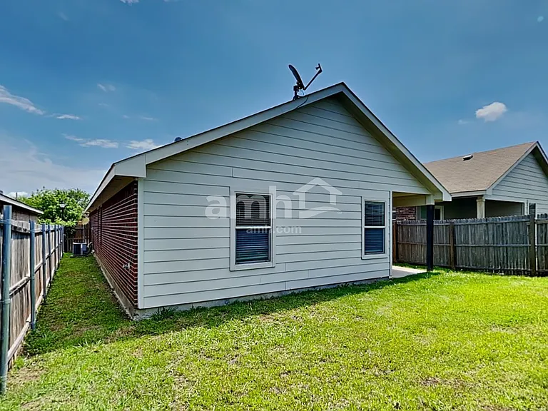 4011 Freedom St — Photo 17
