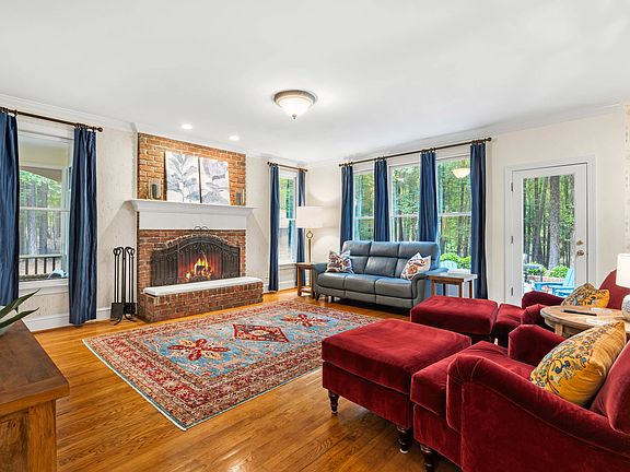 4th image of 5808 Laurel Rock Ln