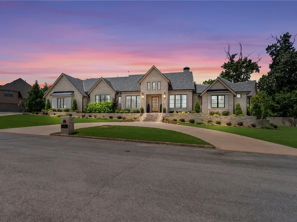 8 S Newhaven Ct, Rogers, AR 72758