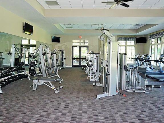 3rd image of 4788 Formosa Dr