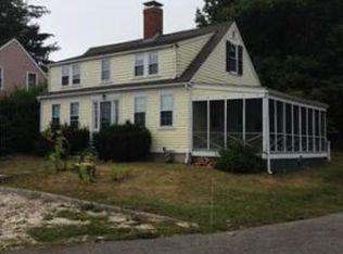 92 Howard Gleason Rd, Cohasset, MA 02025