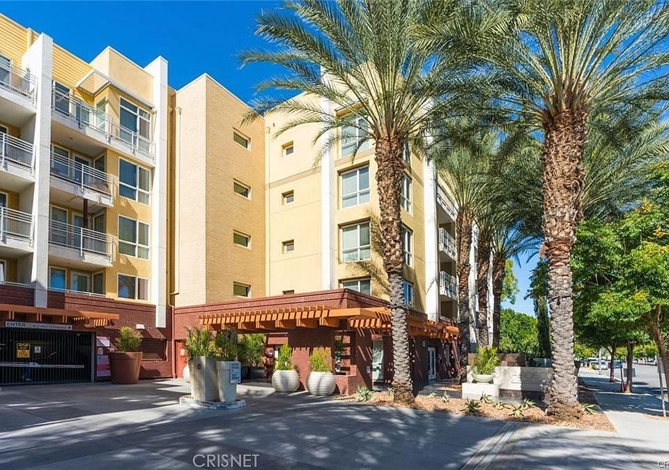 1st image of 21301 Erwin St Unit 239