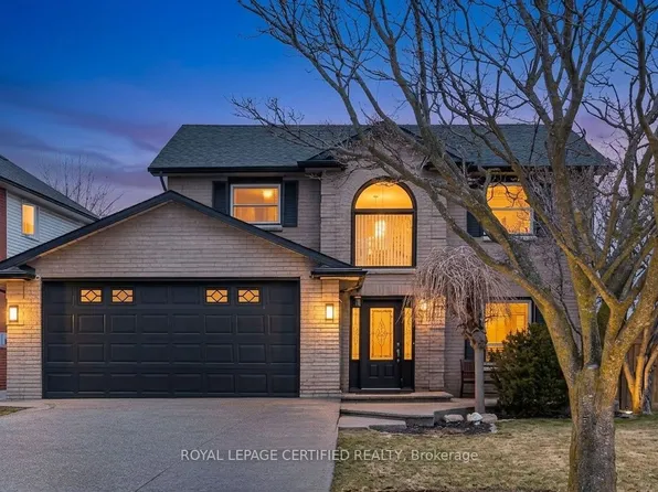 2197 Oakridge Cres, Burlington, ON L7M 4C8