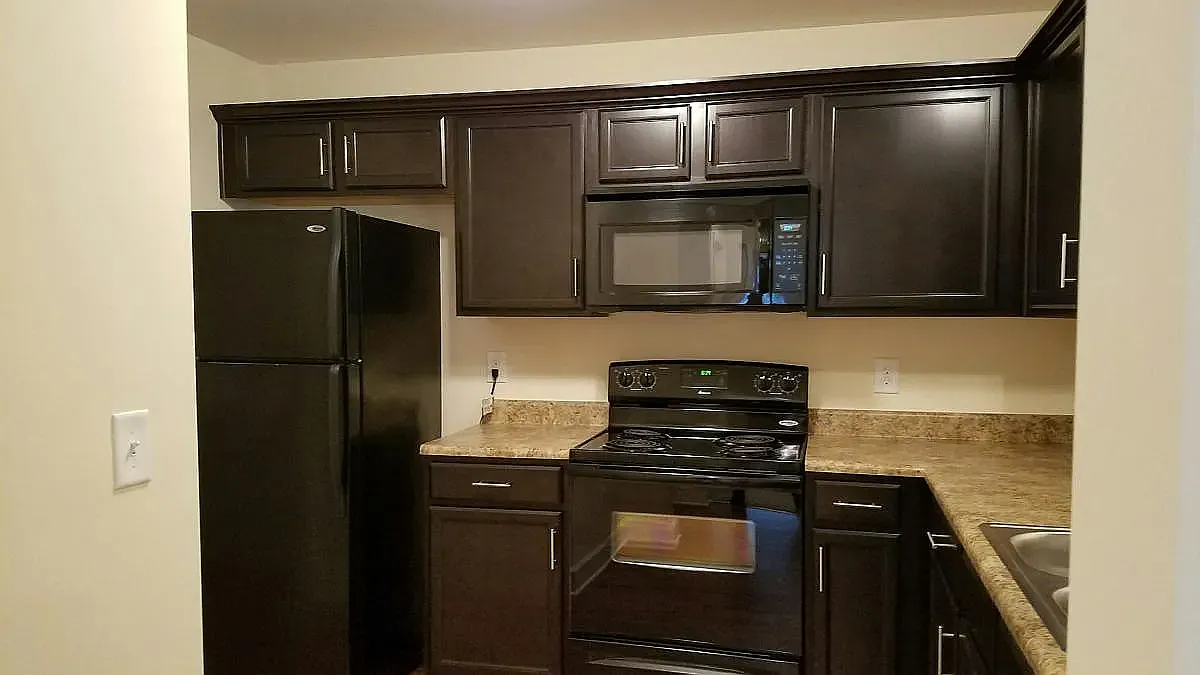 2 bed, 1248 sqft, $1,600 — Photo 4