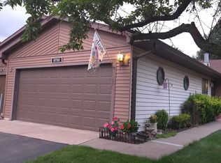 8730 134th St W, Apple Valley, MN 55124