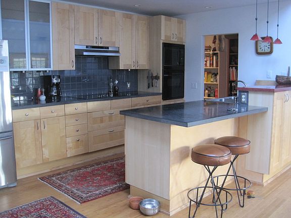 kitchen/ concrete cntrs.