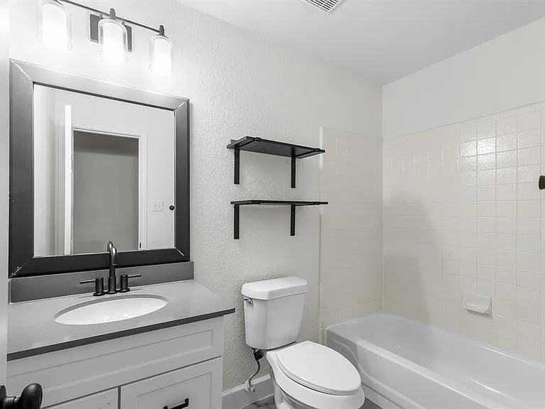 617 Barbara Way — Photo 14