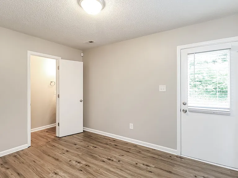 1136 Ballina Way — Photo 7