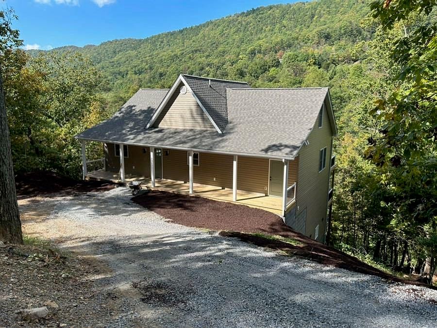1st image of 4963 Nicklaus Ln