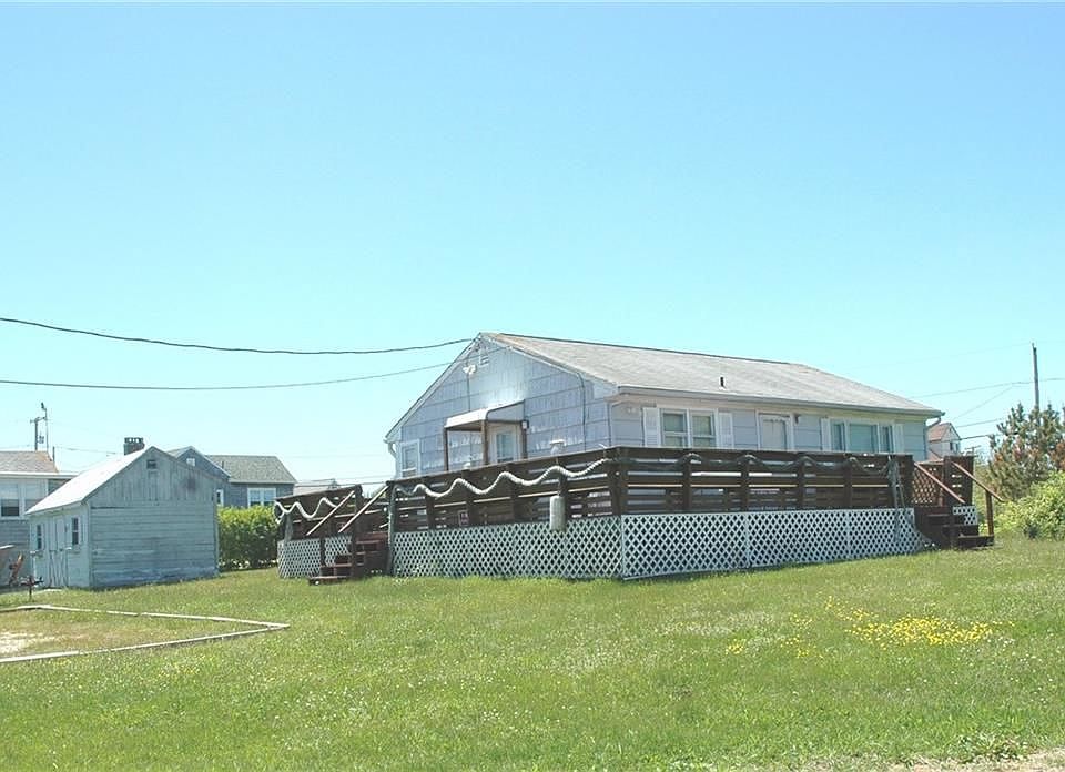 1st image of 20 Water St