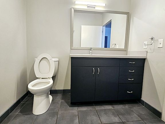 5th image of 1101 Portage St APT 211