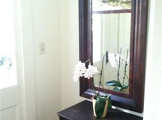 14 Annandale Rd, Newport, RI 02840