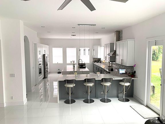 4th image of 506 Cresta Circle