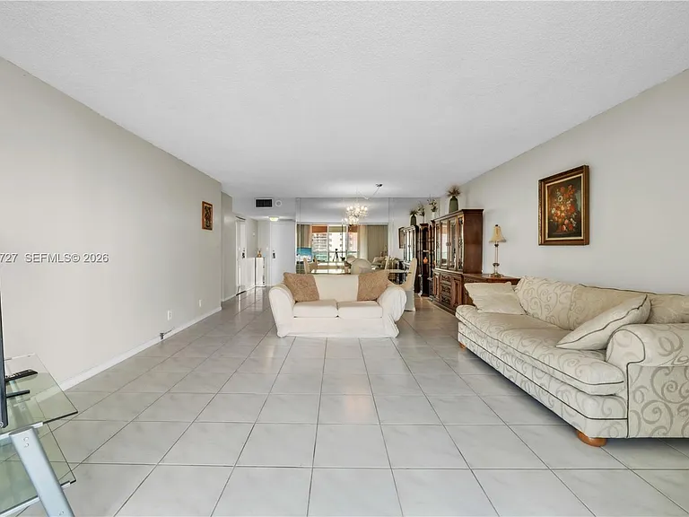 3800 S Ocean Dr #618 — Photo 4