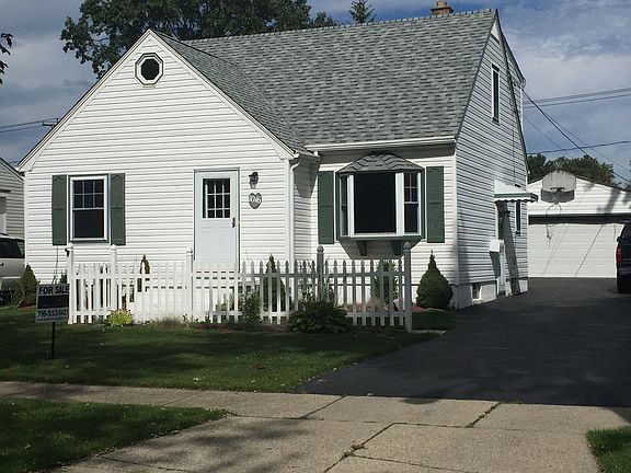 2nd image of 1016 Pioneer Dr