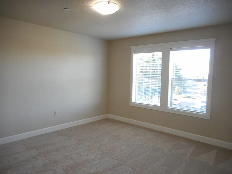 1555 Dolores Way SE — Photo 41