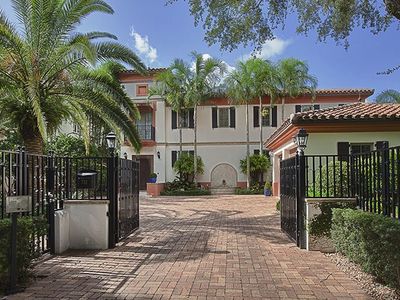 732 Almeria Ave, Coral Gables, FL, 33134
