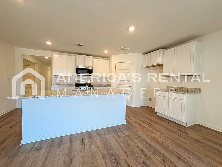 9230 Parkway Gardens Loop — Photo 20