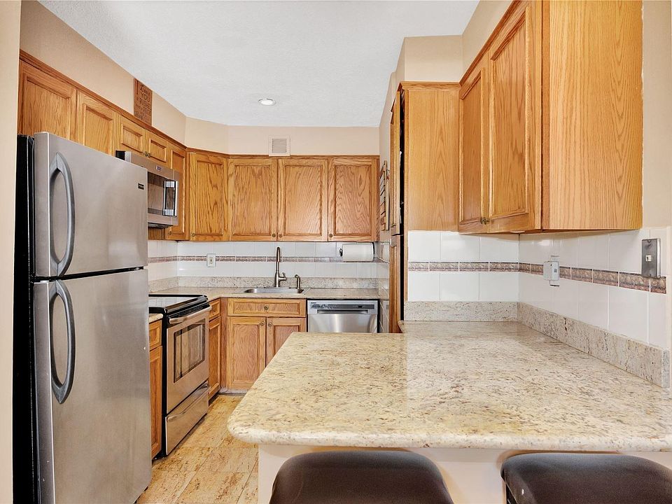1st image of 9-05 162 St. #8A
