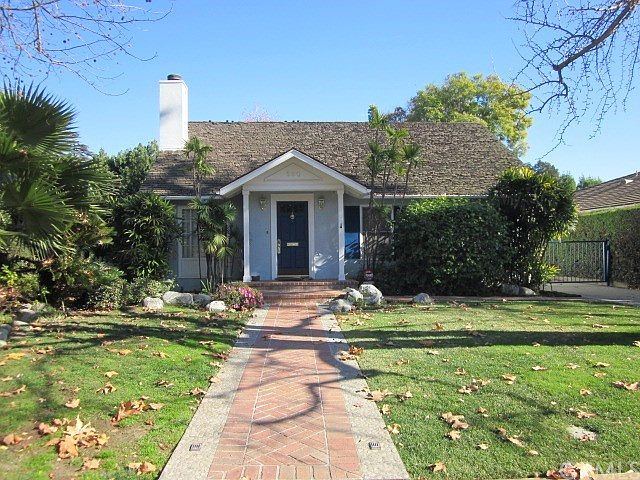 1st image of 560 Bonita Ave