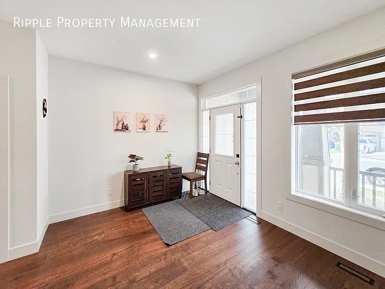167 Windbrook Mnr SW #UPPER — Photo 8