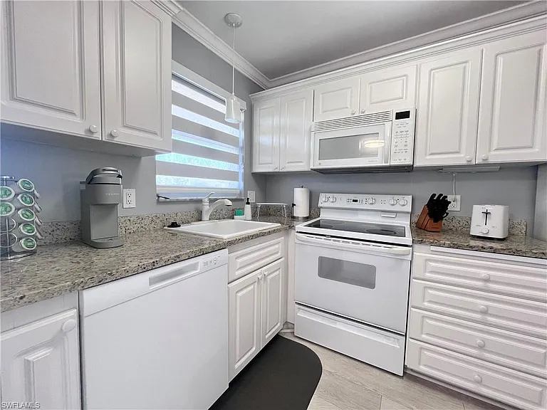 400 Forest Lakes Blvd #310 — Photo 7