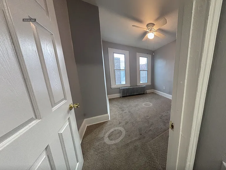 1832 Dudley St — Photo 4