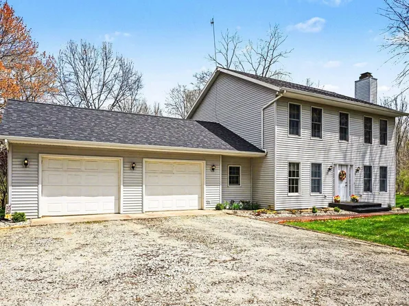 1305 Wooster Rd, Winona Lake, IN 46590