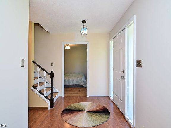 3rd image of 240 Claridon Rd