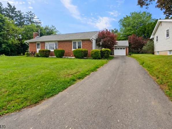 116 S 8Th St, Lopatcong Twp., NJ 08865