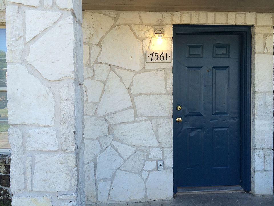 1st image of 7561 Windsor Oaks
