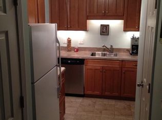 61 Bay Path Way, Branford, CT 06405