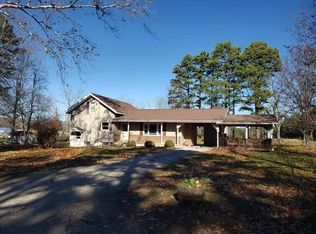 8293 Fisher Dr, Houston, MO 65483